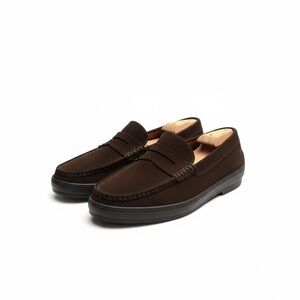 Tod’s ❂ Luxury Slip On Penny Loafers ❂ Choc Brown Suede ❂ 10.5 ❂ Vibram Sole